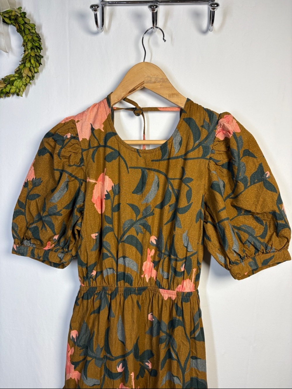ANTHROPOLOGIE CONDITIONS APPLY Floral Maxi Backless Brown Dress size small - Picture 4 of 9